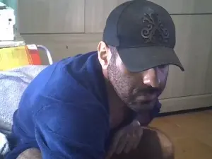 Cam4 Live Sex of Militar_S