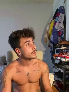 Cam4 Watch Live Sex Cams of Mojitoxxx69