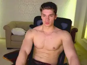 Cam4 Free Live Porn of MaxKaidenn