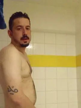 Cam4 Watch Live Sex Cams of GutsXbsk