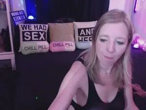 Cam4 Free Live Porn of SuusenGuus