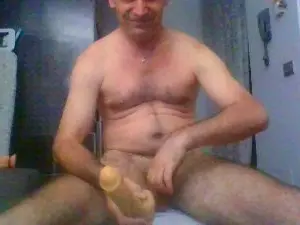 Cam4 Watch Live Sex Cams of fox6900