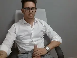 Cam4 Sex Chat of masterboss_