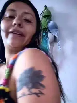 Cam4 Live Sex Cam of Vanessagoodfeel