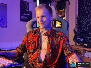 Cam4 Free Live Porn of paul_razor