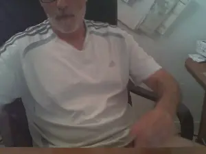 Cam4 Free Live Porn of srleucipo