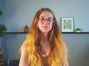 Cam4 Live Porn of AuraRazavi
