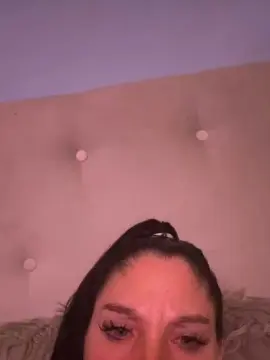 Cam4 Live Sex of Clohe