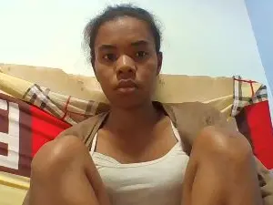 Cam4 Live Porn of eulali1