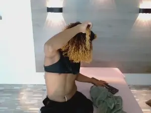 Cam4 Live Porn of AshleysofiaXXX
