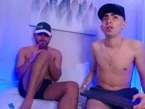 Cam4 Live Porn of Michaell_twinkk