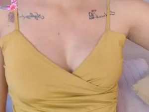 Cam4 Live Sex of Amanda_Viloria