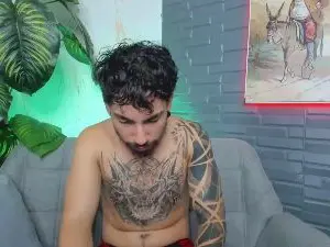 Cam4 Free Live Porn of levi_wolf
