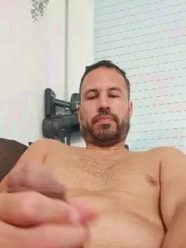 Cam4 Live Porn of Landry84