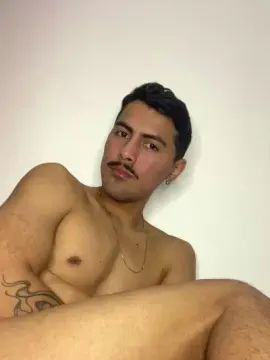 Cam4 Private Sex Chat of Julionovais