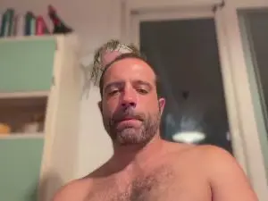 Cam4 Watch Live Sex Cams of PitaParka2