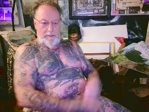 Cam4 Adult Video Chat of blindsurfer