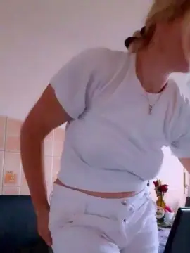 Cam4 Watch Live Sex Cams of mariaperla