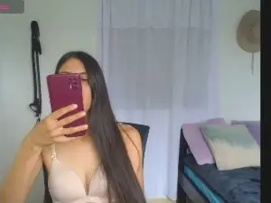 Cam4 Watch Live Sex Cams of aleja2020