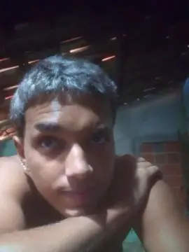 Cam4 Free Porn Cam of Vini18cm_novin