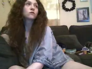 Cam4 Private Sex Chat of QueenCrimson