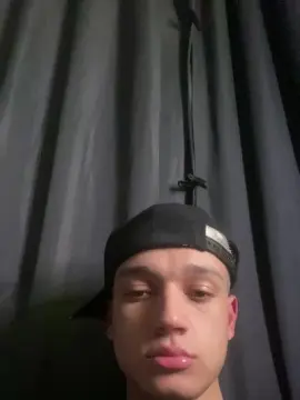 Cam4 Nude Webcam of lucky867