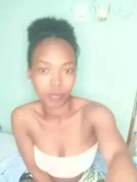 Cam4 Watch Live Sex Cams of tinah23