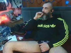 Cam4 Live Sex of LebPigLdn1