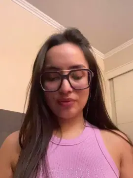 Cam4 Adult Video Chat of Latinaakita4