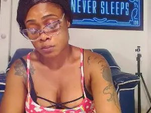 Cam4 Sex Chat of Alexia_Bonett9