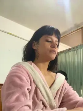 Cam4 Live Sex of BzMaga