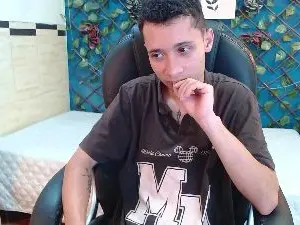 Cam4 Live Sex Cam of LucassSmithh