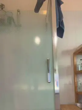 Cam4 Live Porn of remnes2