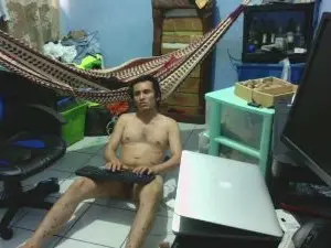 Cam4 Sex Chat of hornyguymko
