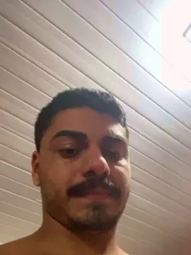 Cam4 Nude Webcam of luxuryjared