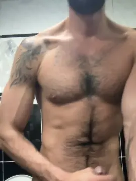 Cam4 Live Sex of Xxxguyunderyou