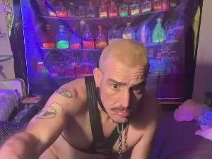 Cam4 Nude Webcam of Boy2ServU