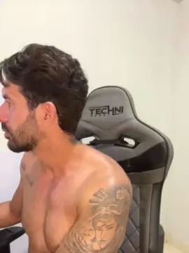 Cam4 Live Sex of Saradoalto23
