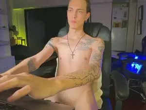 Cam4 Watch Live Sex Cams of Den_DreaddX