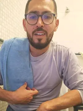Cam4 Live Sex Cam of HShotsmilegyn