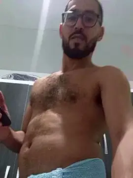 Cam4 Free Live Porn of HShotsmilegyn