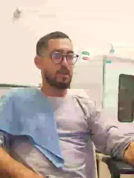 Cam4 Sex Cam of HShotsmilegyn