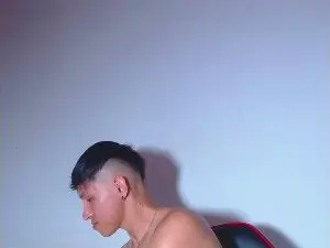 Cam4 Private Sex Chat of Rowanbig23
