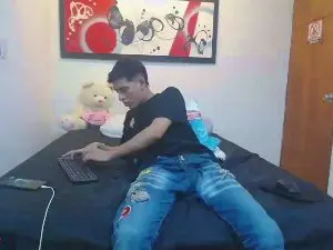 Cam4 Live Porn of hardsexlove08