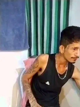 Cam4 Nude Webcam of Theyllors2
