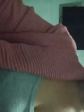Cam4 Live Sex of Carolreal