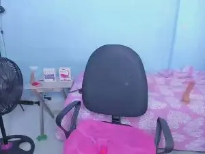 Cam4 Live Sex Cam of Kiarasexy_