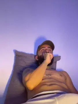 Cam4 Nude Webcam of Vinnydotboy