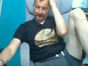 Cam4 Live Sex Cam of chbiomale