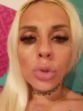 Cam4 Live Sex Cam of Mercedes